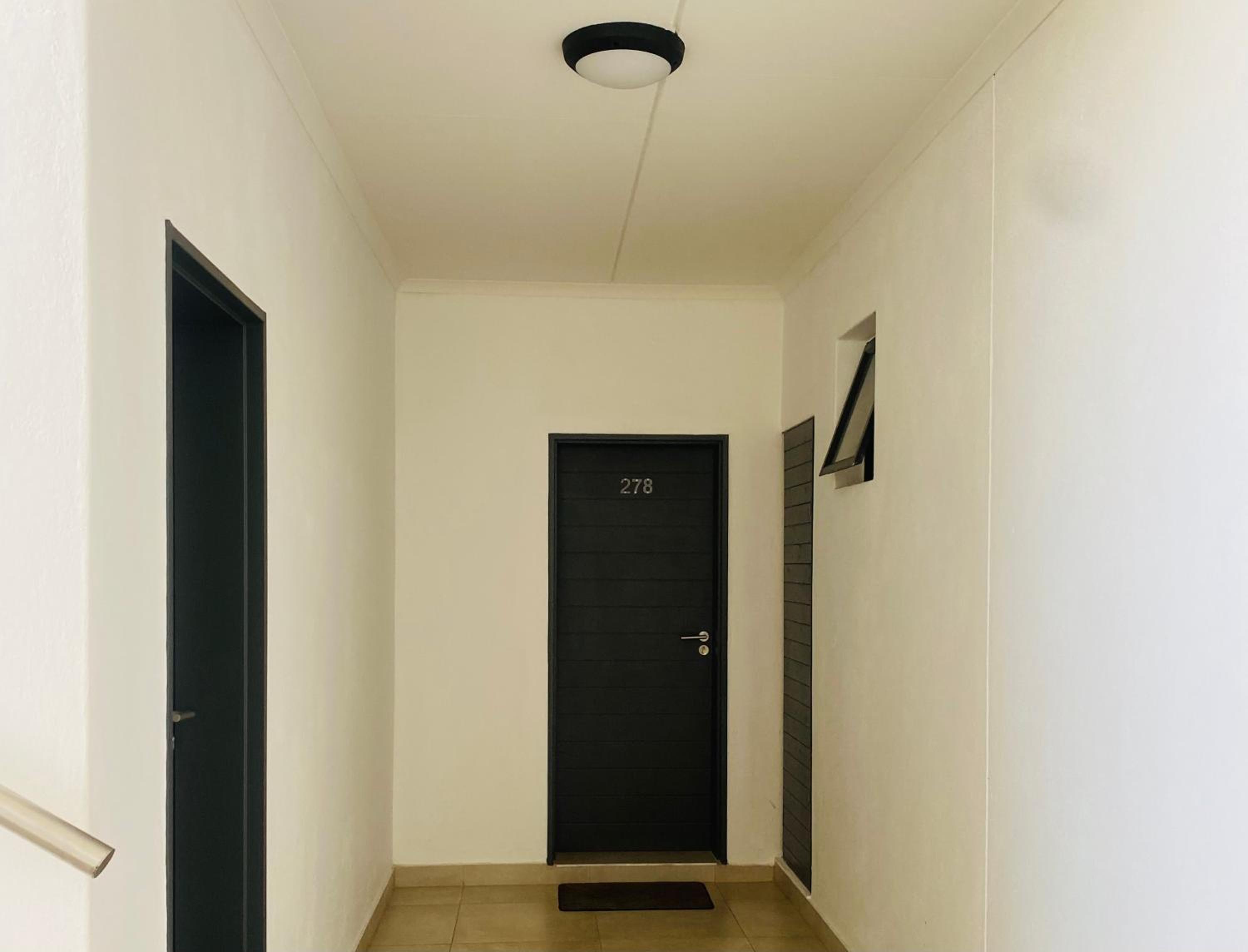 Bounce Modern Home of Top Comfort view 3