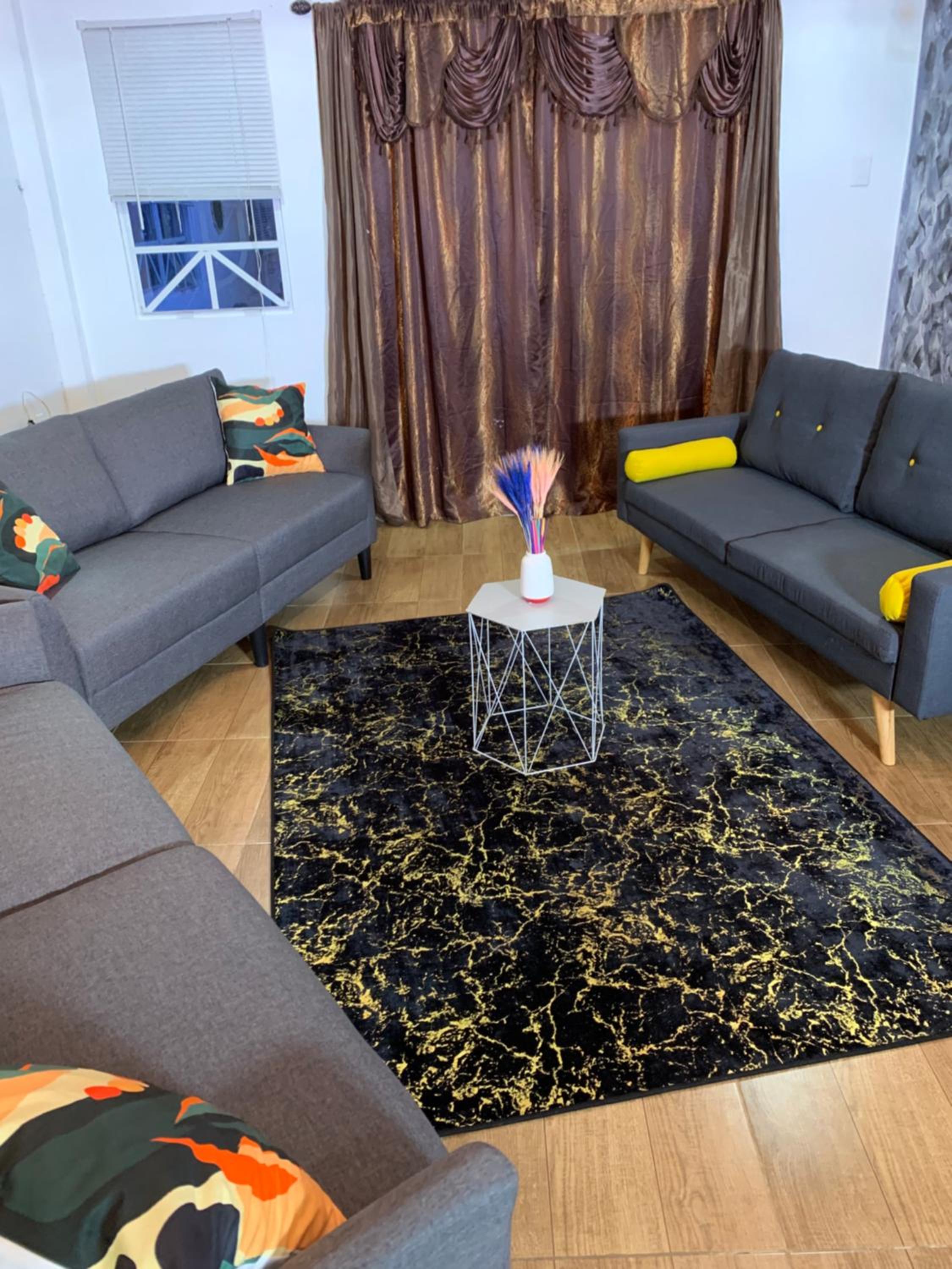 1st Floor 1-Bedroom Comfortably Sleeps 4 view 4