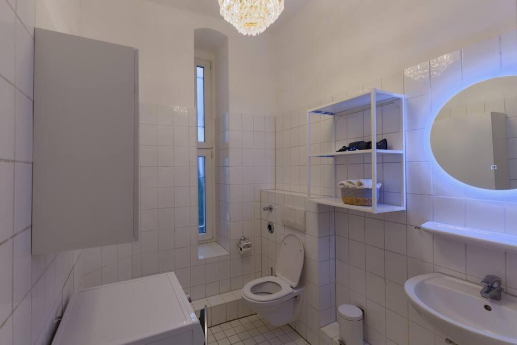 Wohnung 2 neben Warschauer Platz und Spree