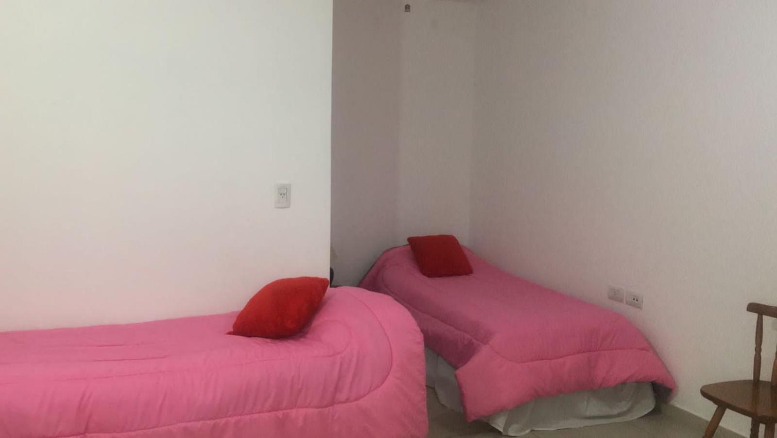 Apart Hostel habitación con baño privado
