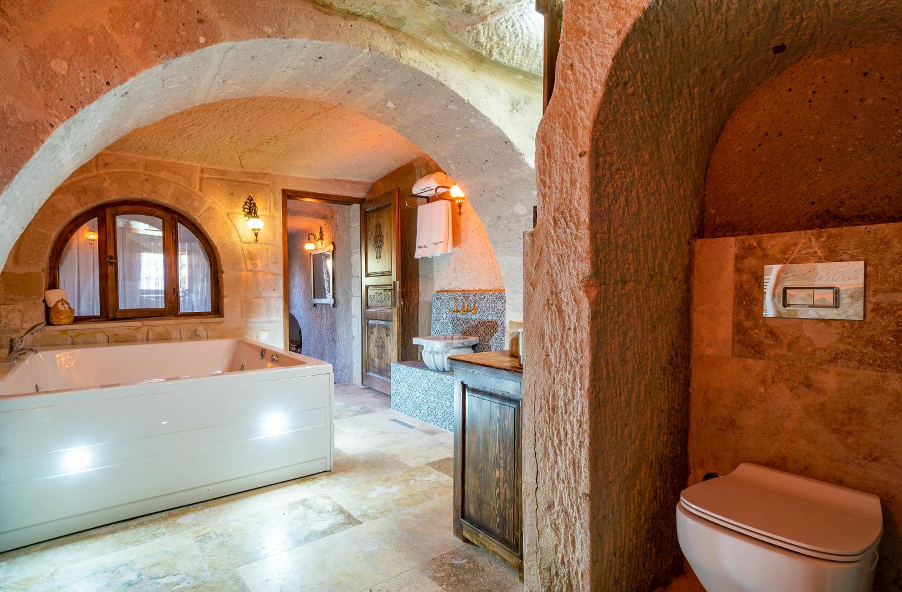 Cappanar Cave Hotel view 4