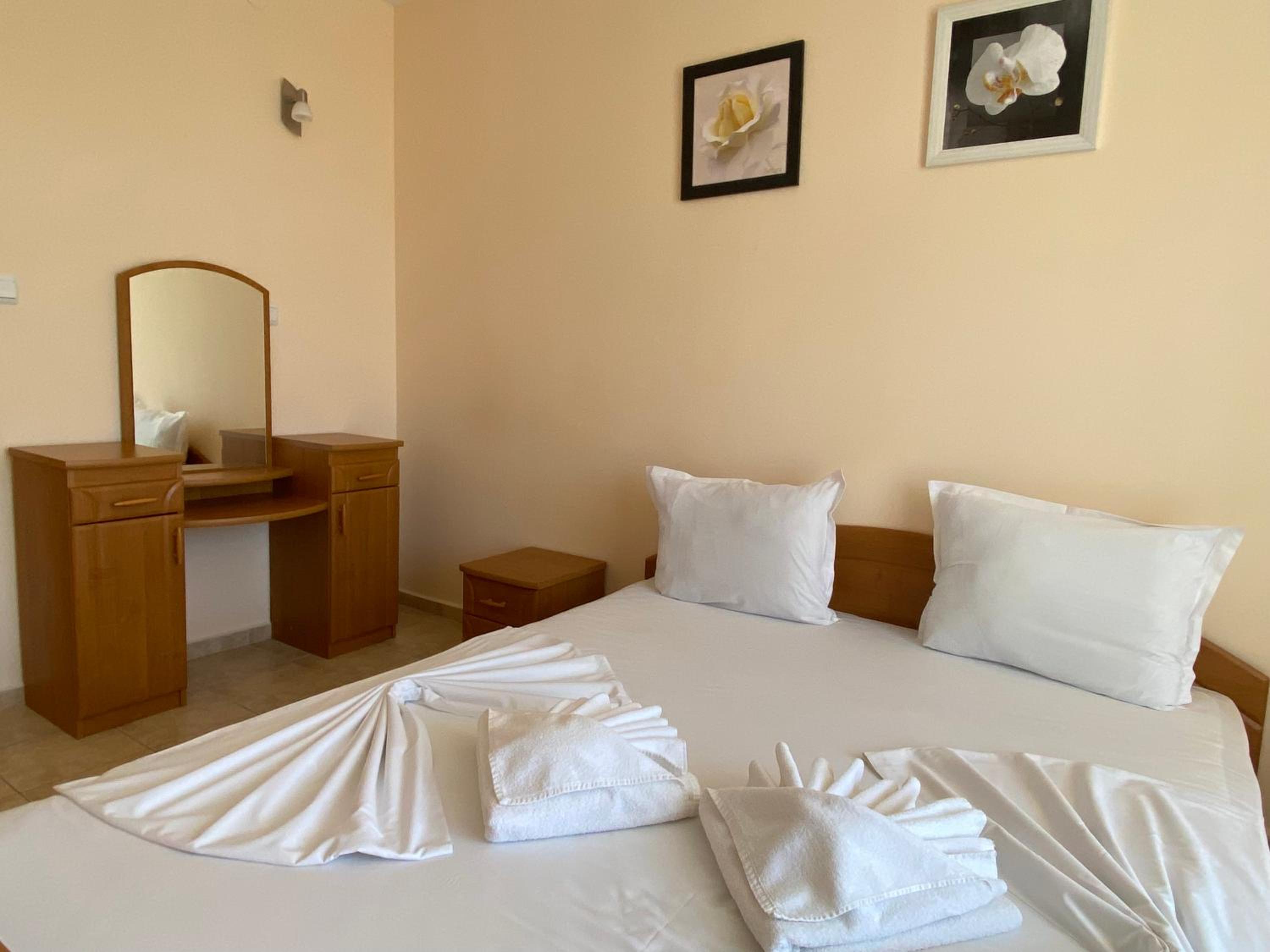 ANITA A21 Large Apartment Sunny Beach