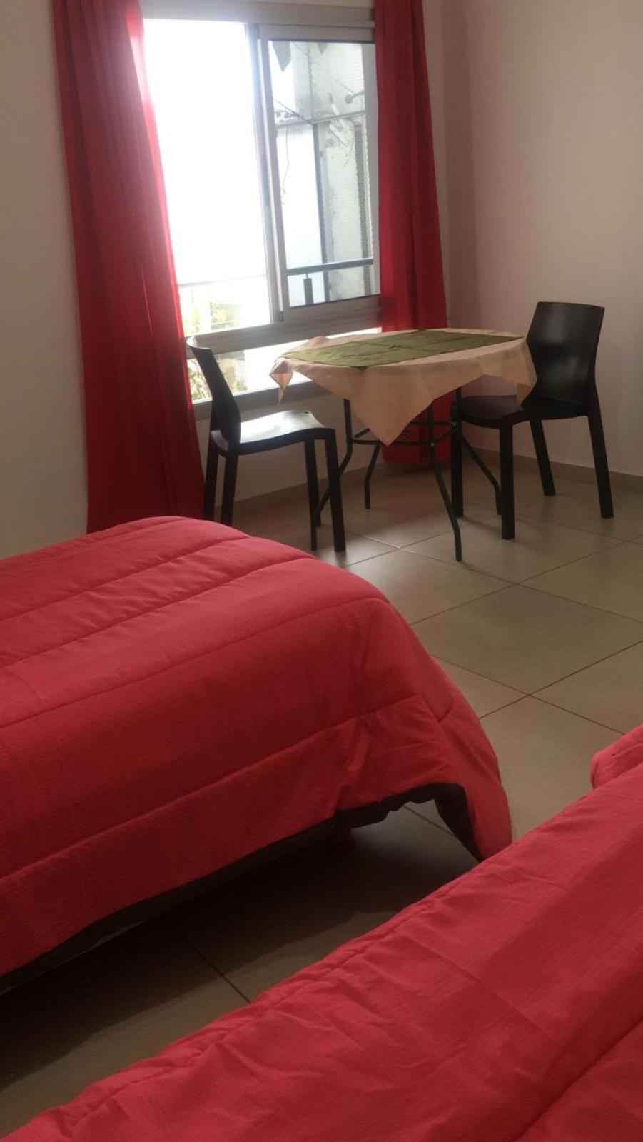 Departamento centrico monoambiente 1er piso nuevo sencillo Av Belgrano D5