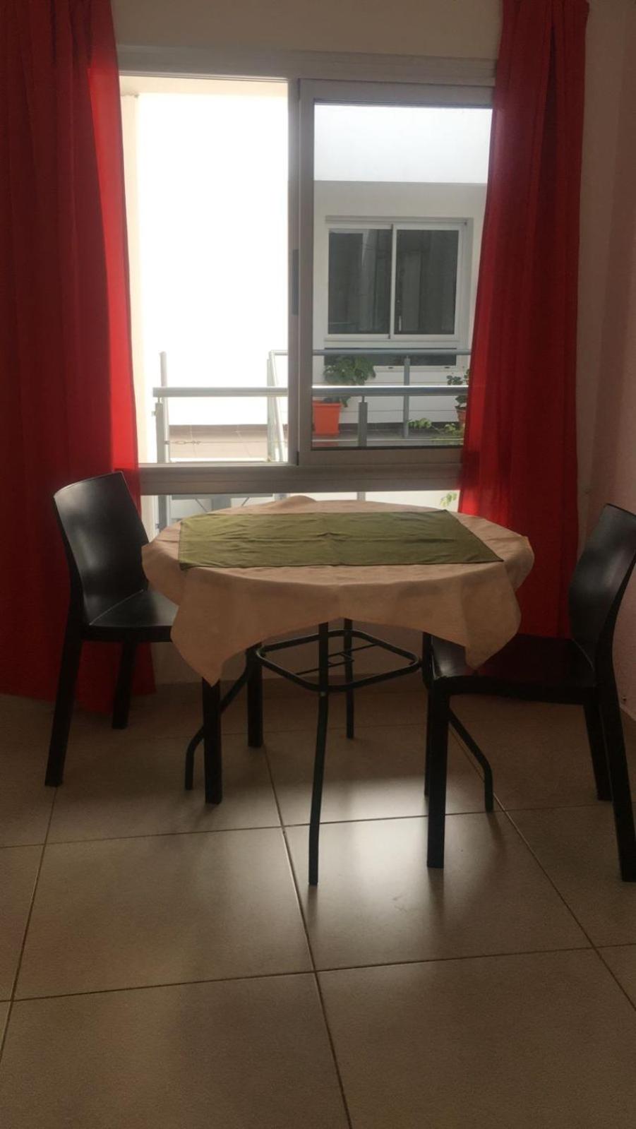 Departamento centrico monoambiente 1er piso nuevo sencillo Av Belgrano D5