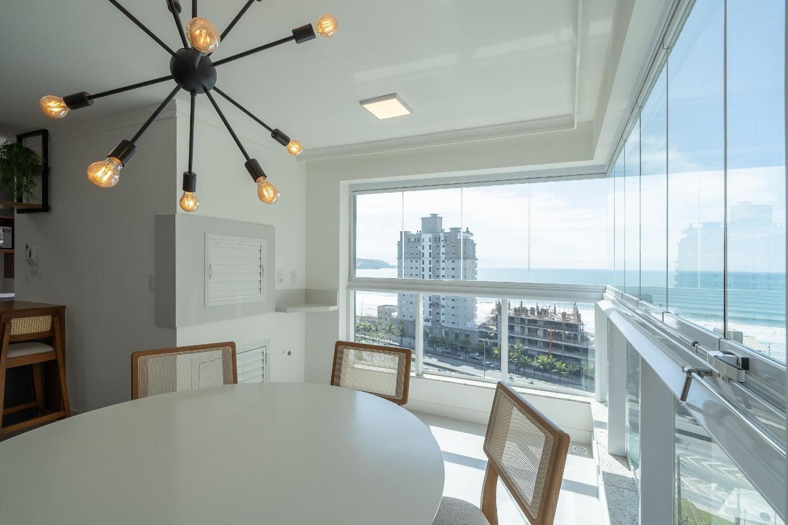 2BR seaview apt near Itapema beach – SEM501