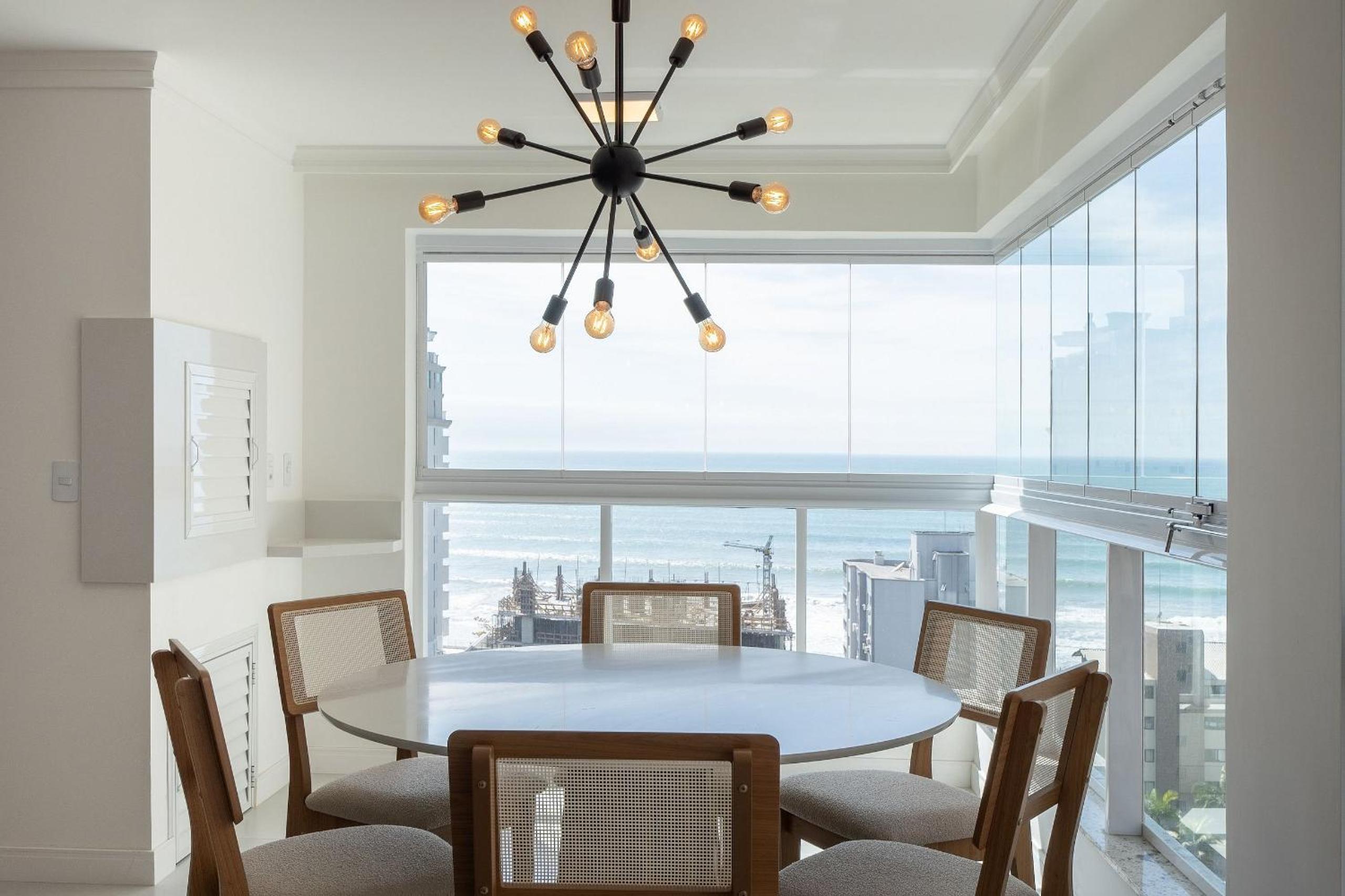 2BR seaview apt near Itapema beach – SEM501