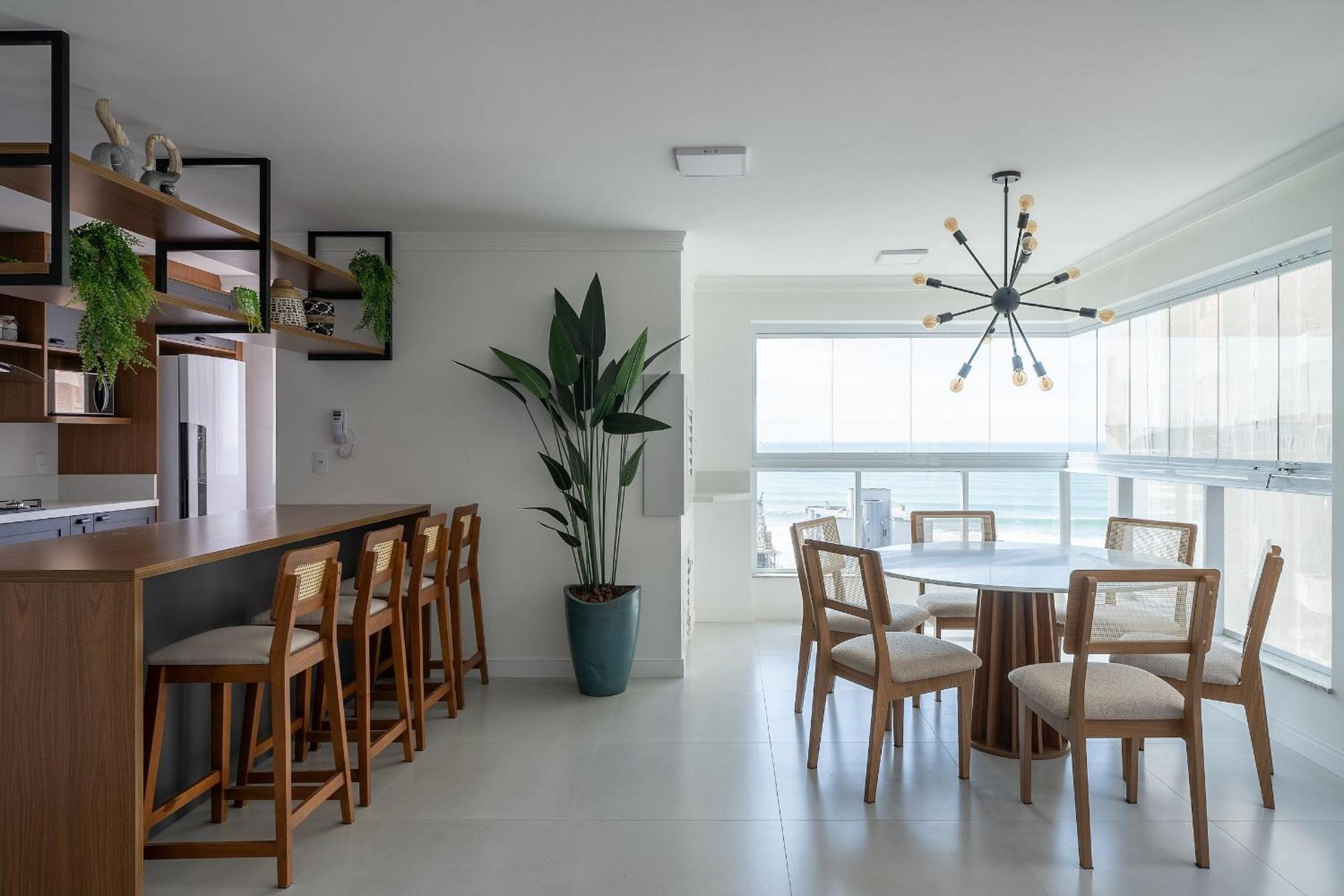 2BR seaview apt near Itapema beach – SEM501