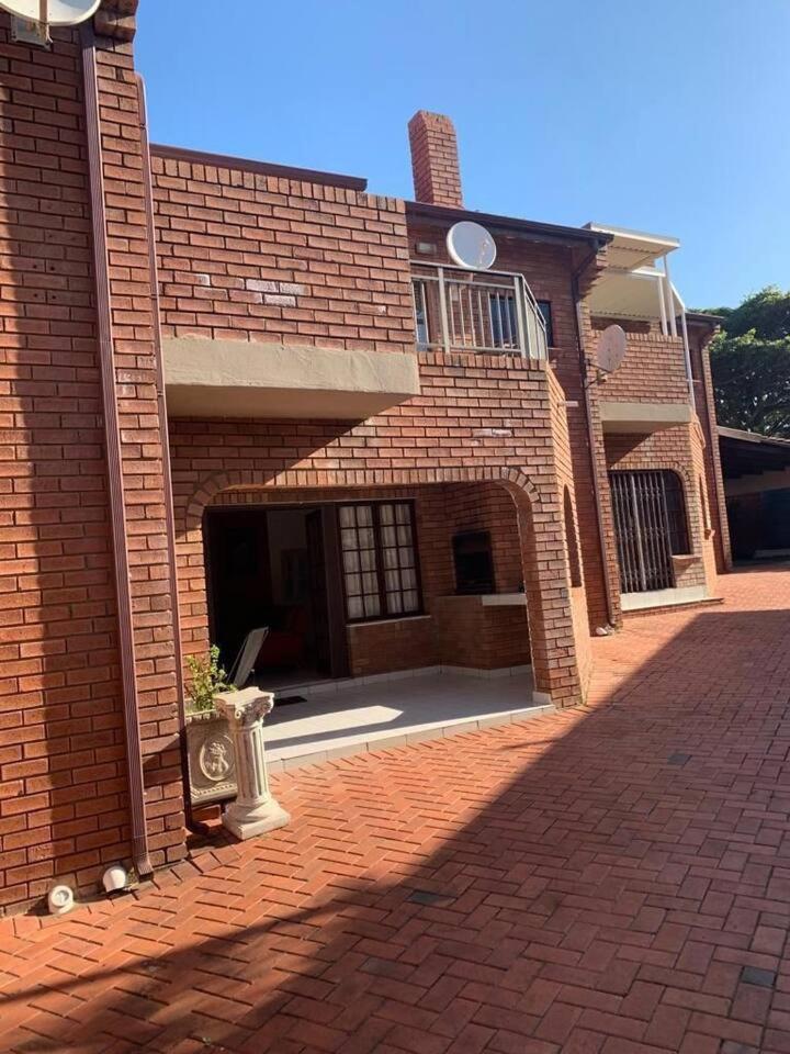 Hotel Off-shore Guest house - Image 1