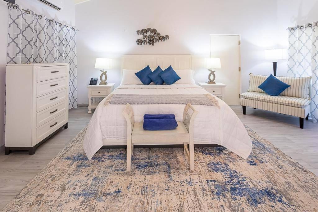 Antigua Village- Villa Lilly 33B