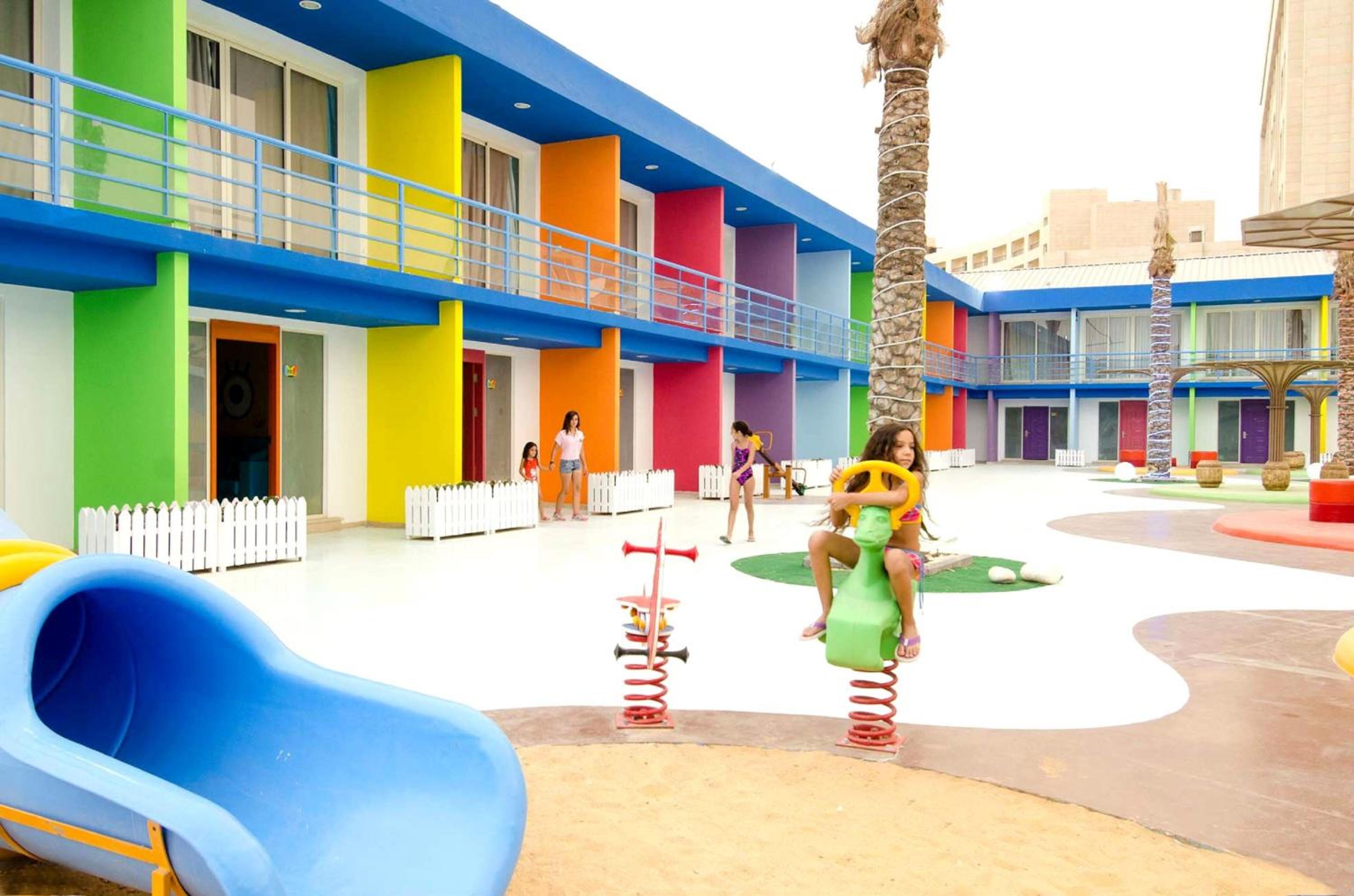 Swiss Inn Teda Hotel & Aqua Park view 3
