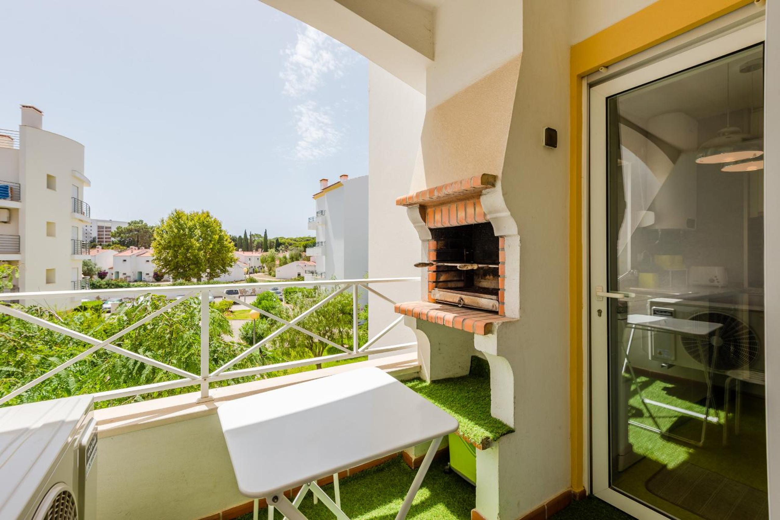 Alfamar Apartment at Praia da Falesia photo 4