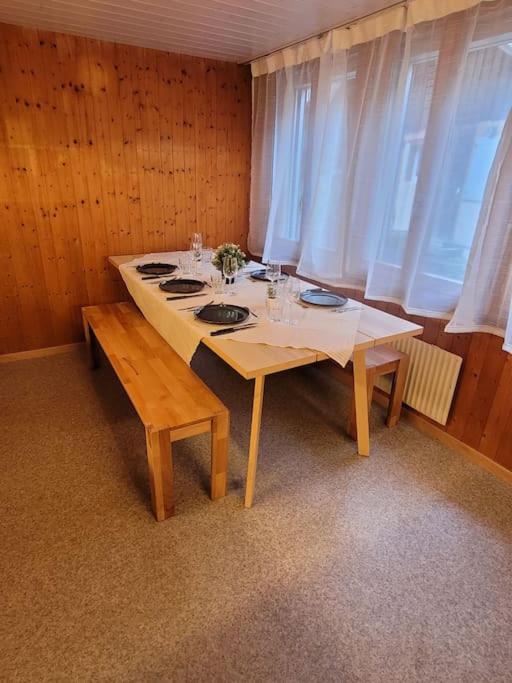 Staubbach View - Traditional Chalet Apartment