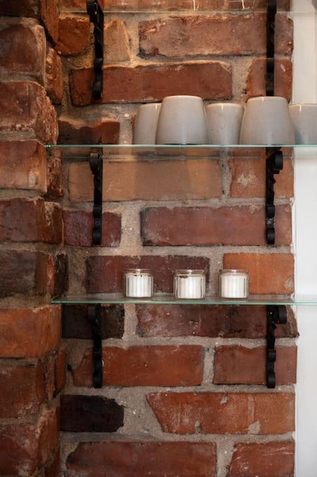 Lovely SELF-SERVICE studio in wooden house, private bath&parking