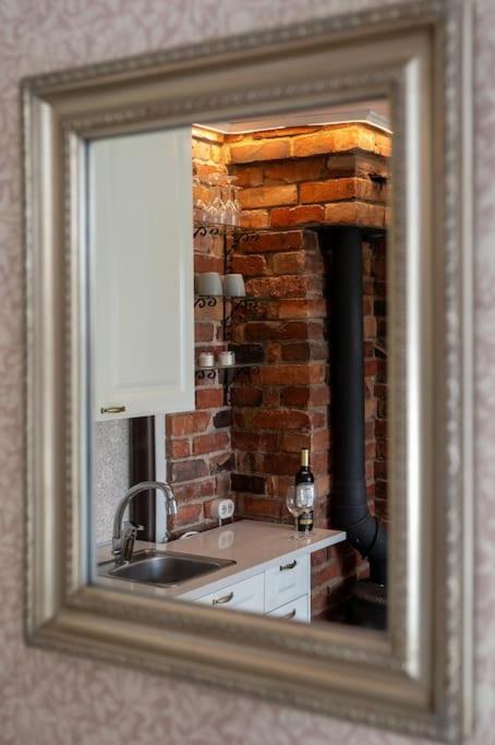 Lovely SELF-SERVICE studio in wooden house, private bath&parking