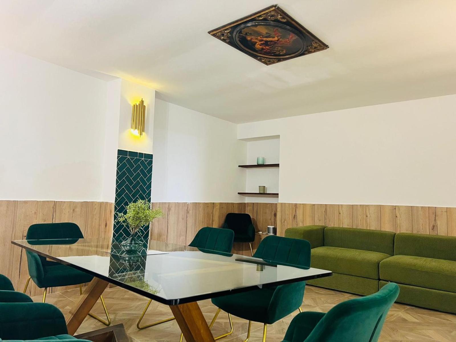 meeting & event spaces