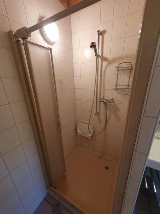 Dachwohnung in Flughafennähe