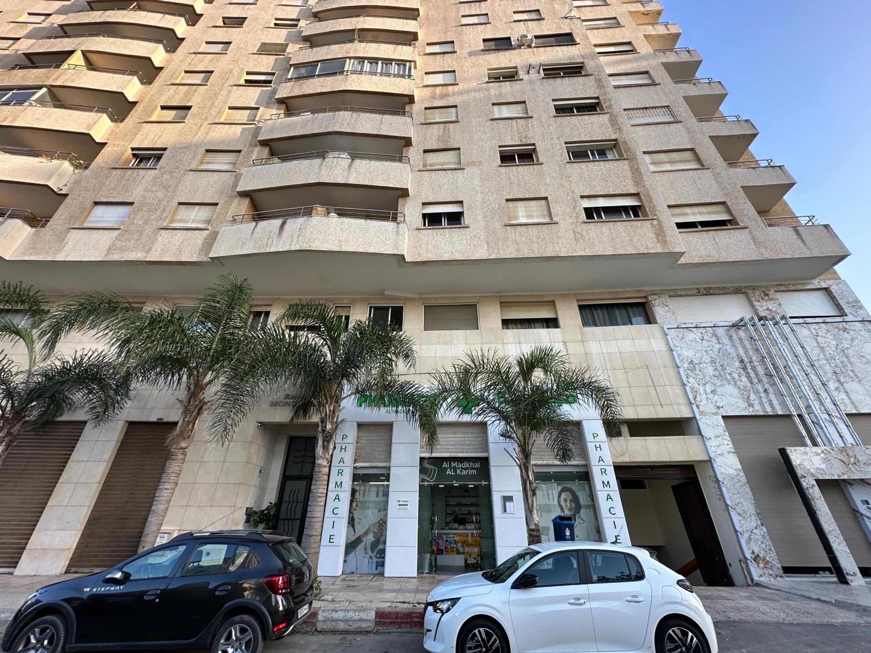 LovelyStay - Luxury & proximity to Corniche and TGV view 2