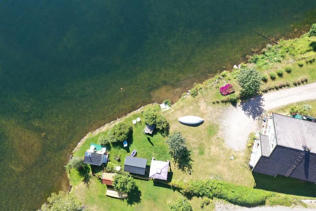 Hus i Telemarkskanalens hjerte