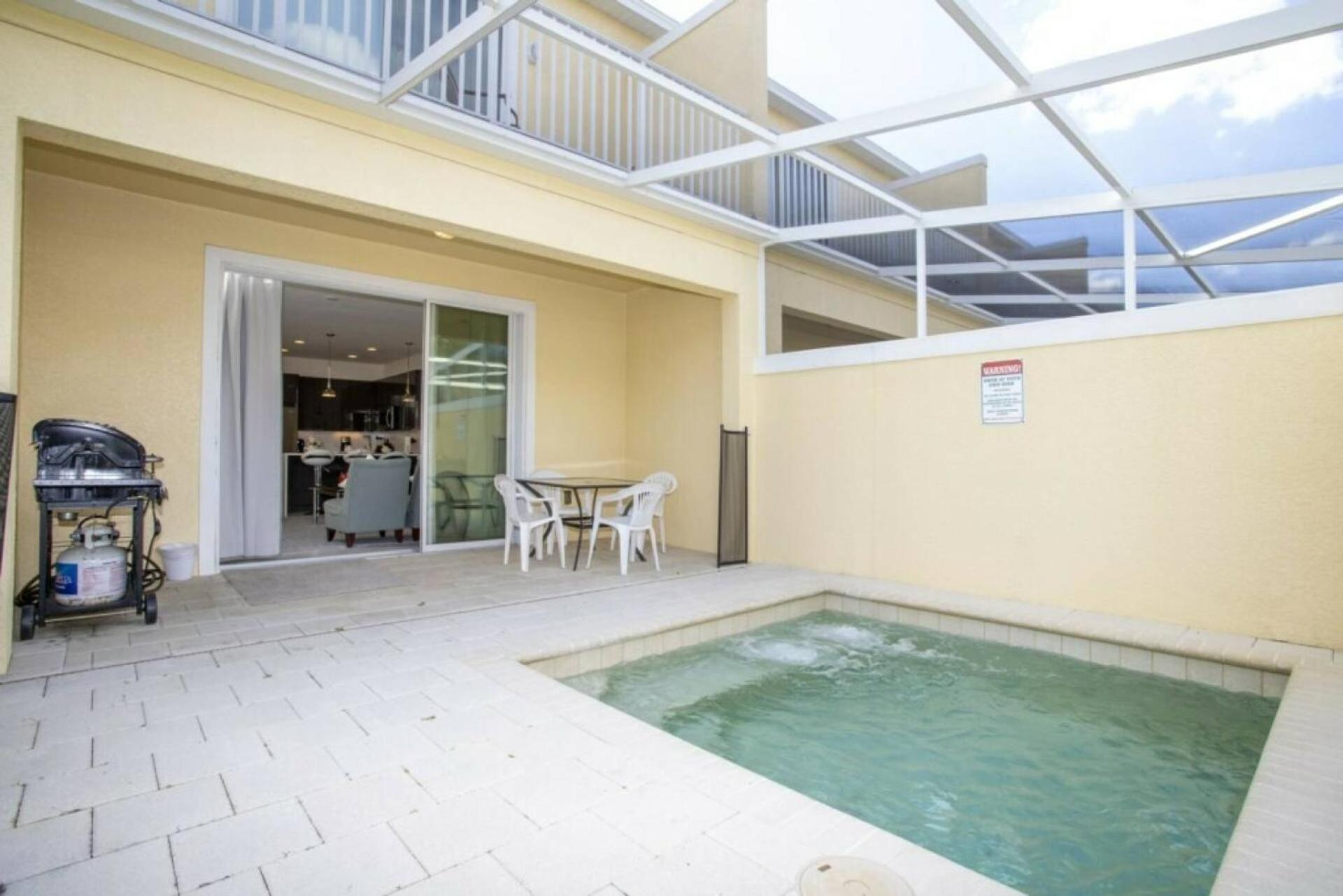 Serenity Resort 3 Bedroom Vacation Home 17419