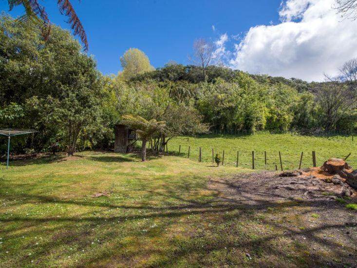 Lakeview Chalet Lake Tarawera view 5