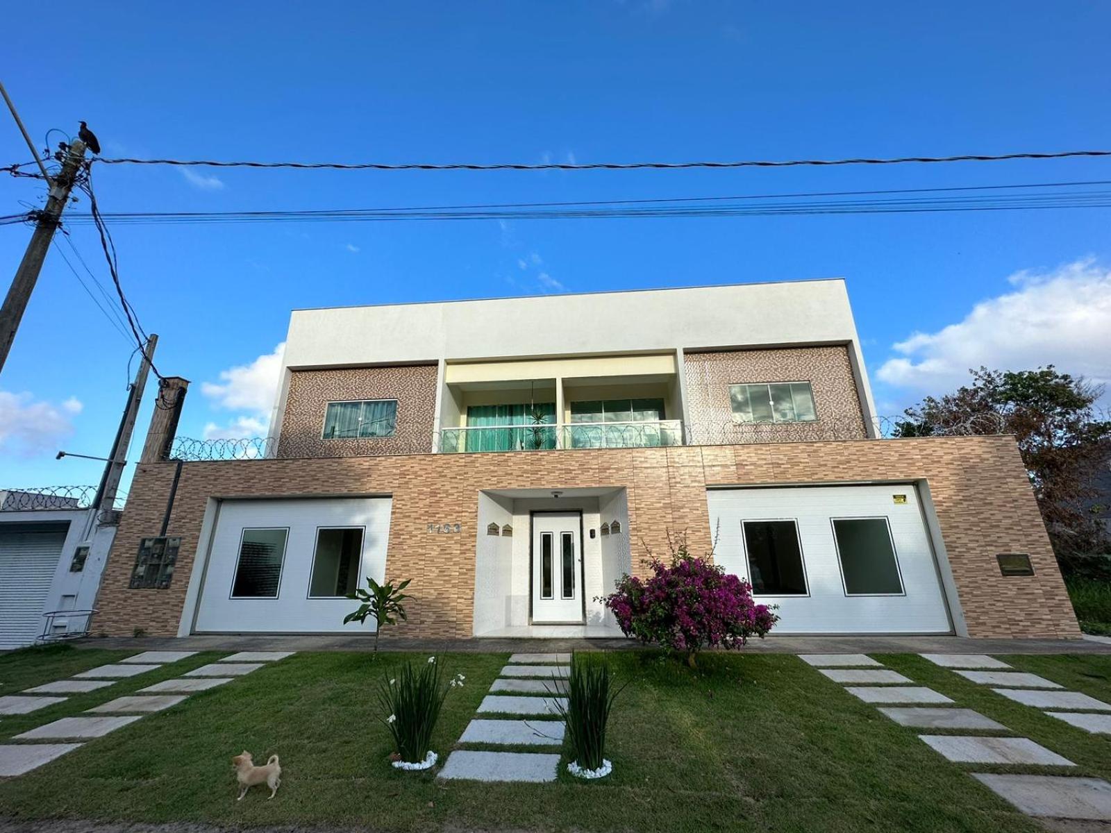Aptos Luxo completo 2 e 3 quartos em Guriri 300 mts da praia Wi-fi grátis
