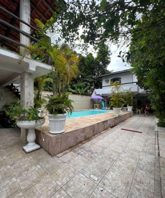 casa Vista Linda alugo com pisc.