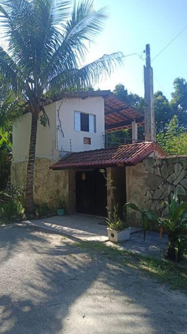 casa Vista Linda alugo com pisc.