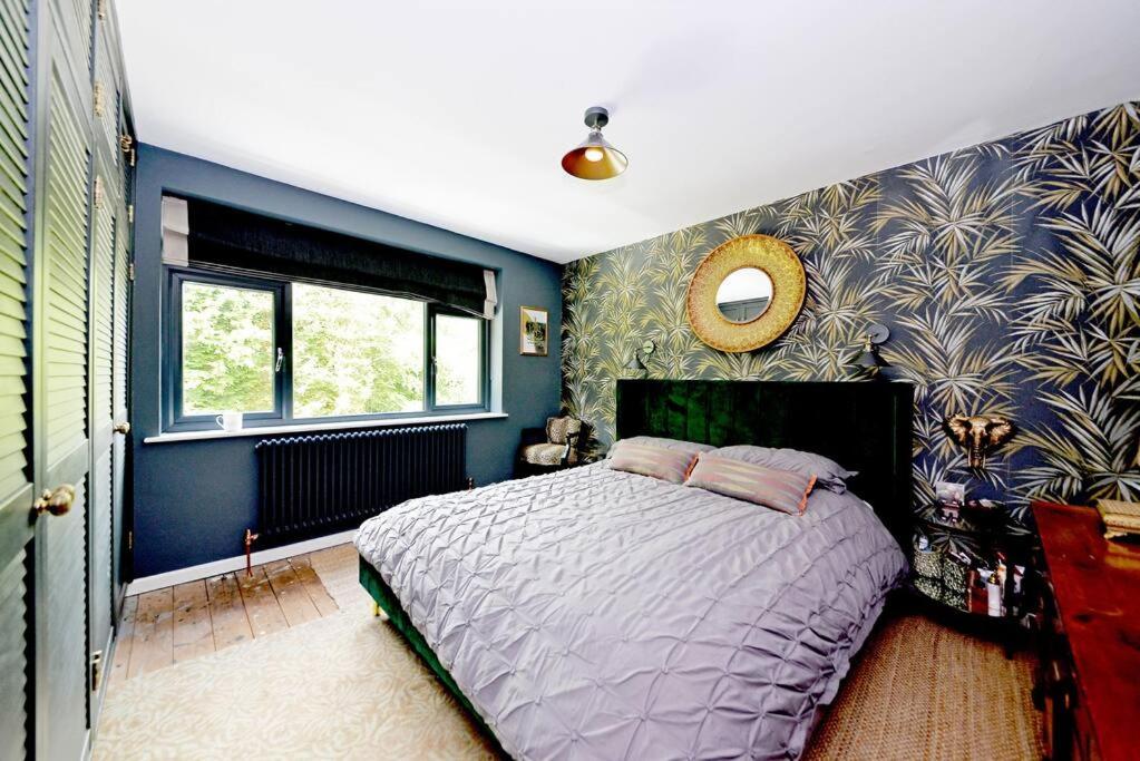 Stunning, high end country house