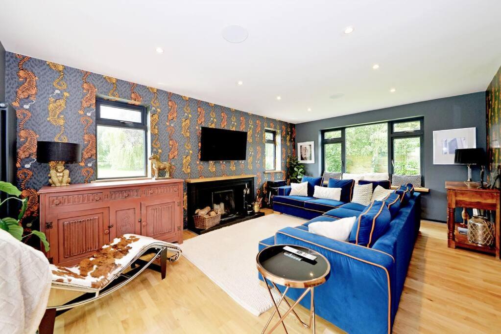 Stunning, high end country house