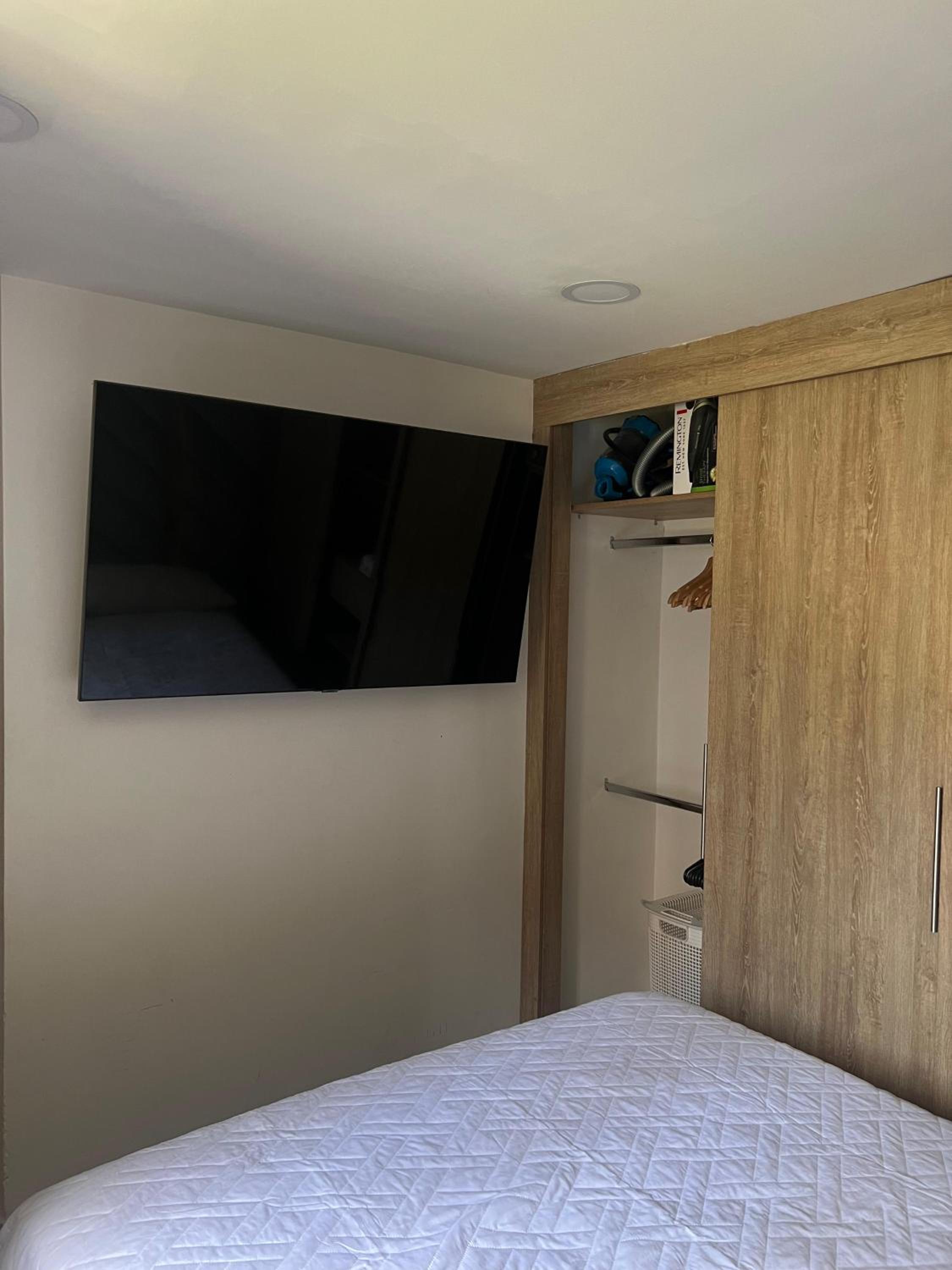 Habitación en apartamento Robledo-Medellin
