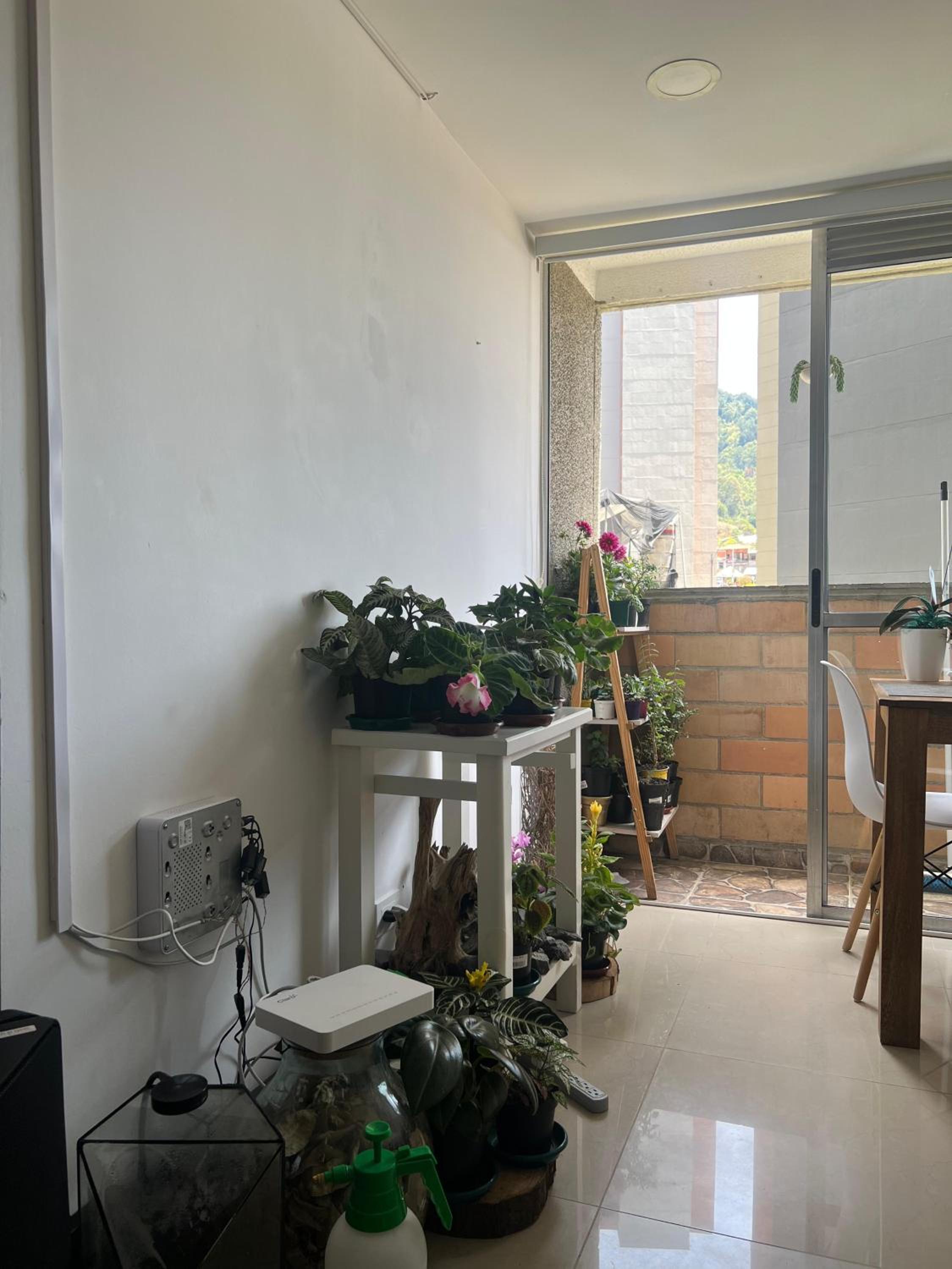 Habitación en apartamento Robledo-Medellin