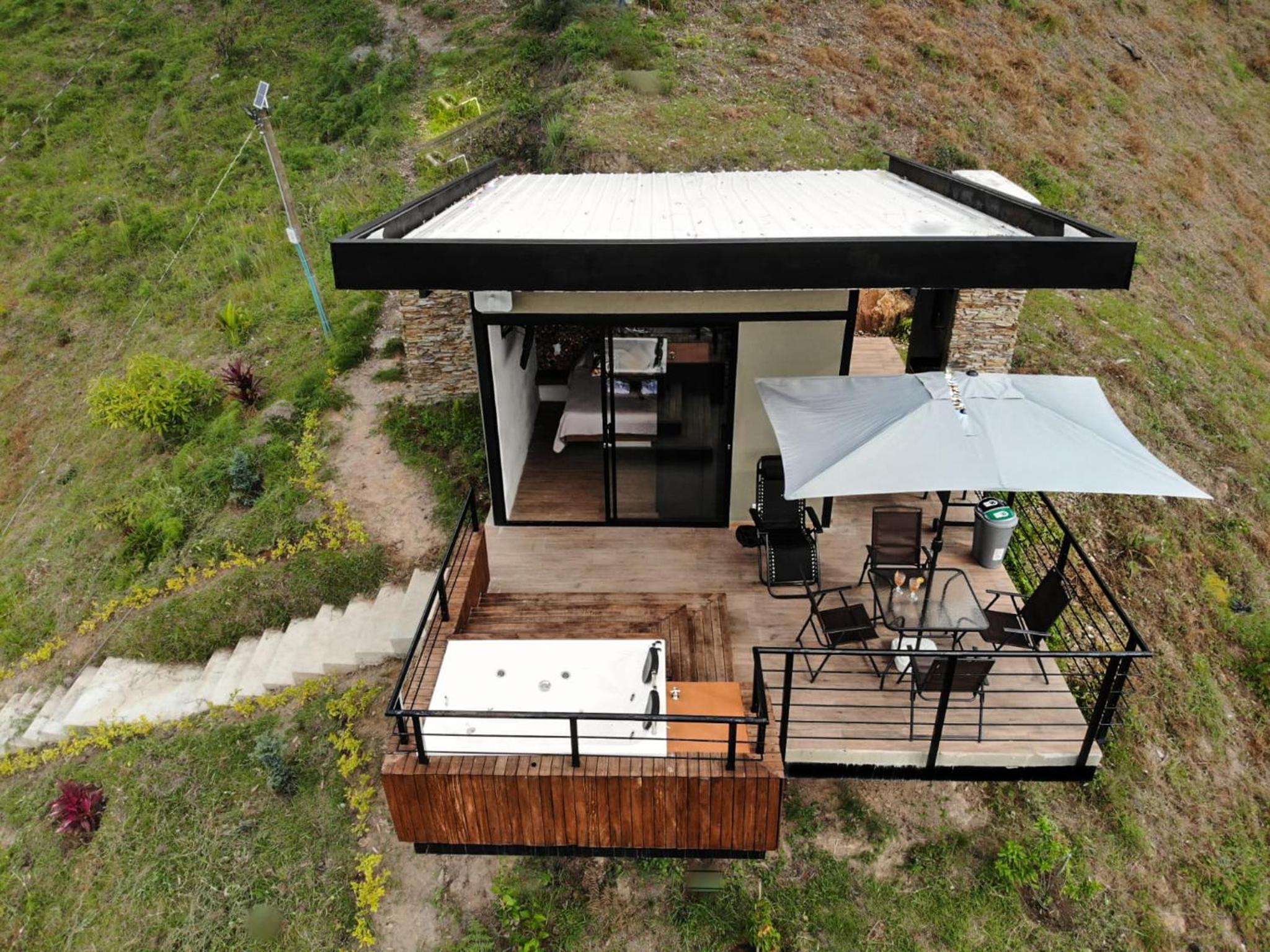 Glamping en Guatape Wifi Jacuzzi