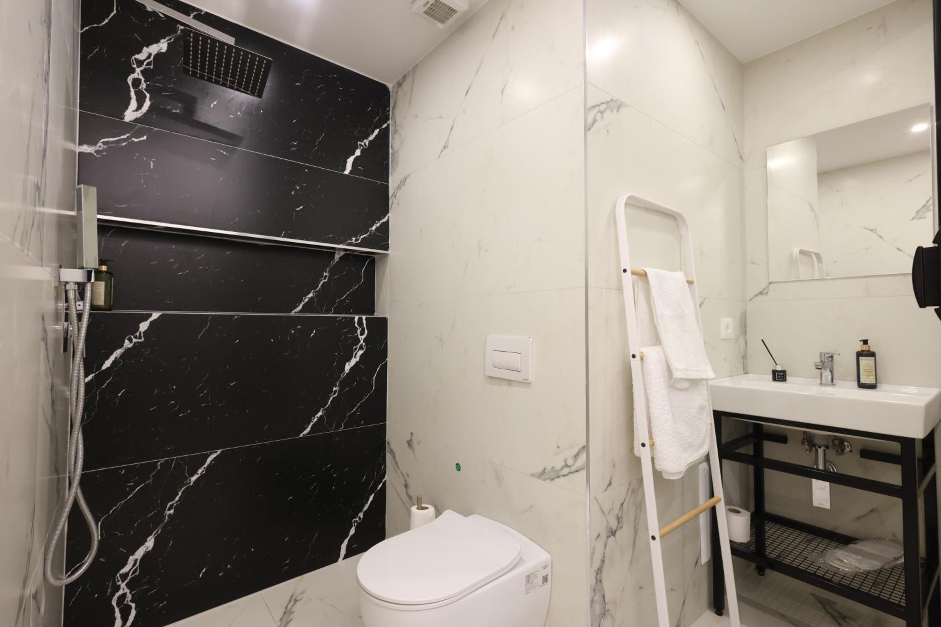 Come&Recome Tirana Apartments