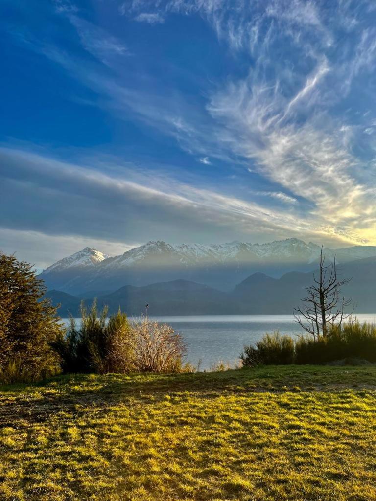 Gran Casa frente al lago