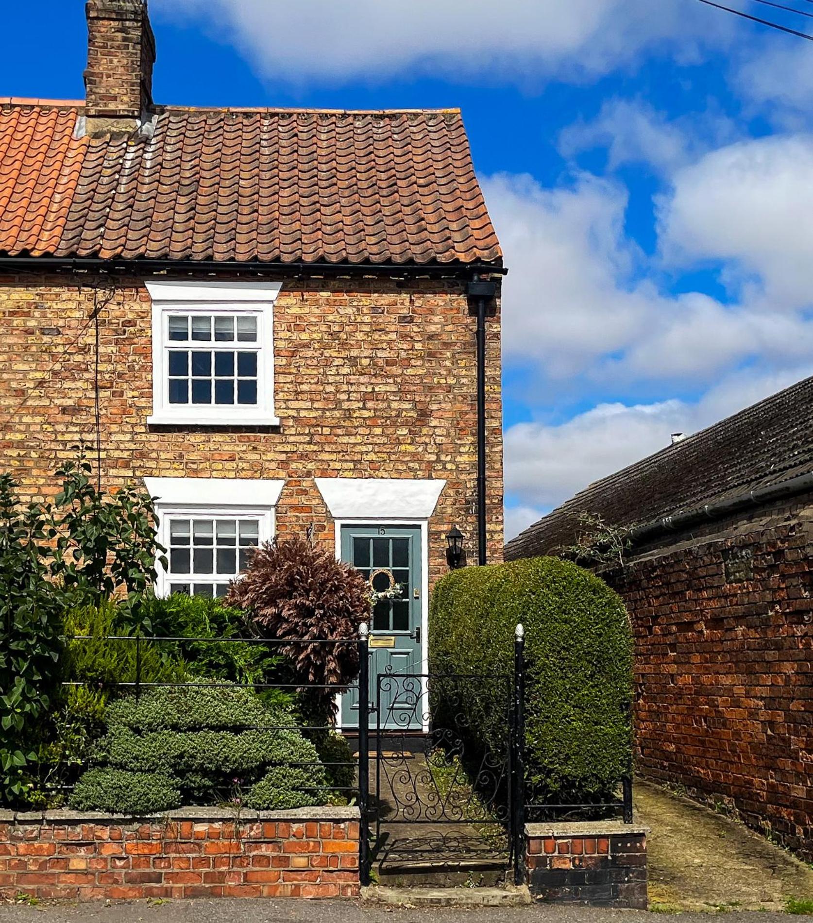 Auctioneers Cottage