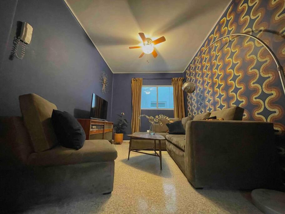 Quiet 2 Bed Private Patio Steps from Parque Mexico in Escandon