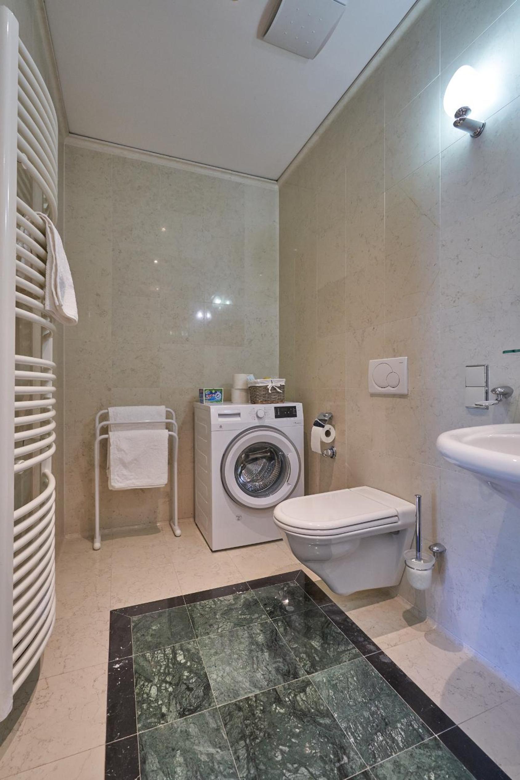 Big Apartment in Guesthouse