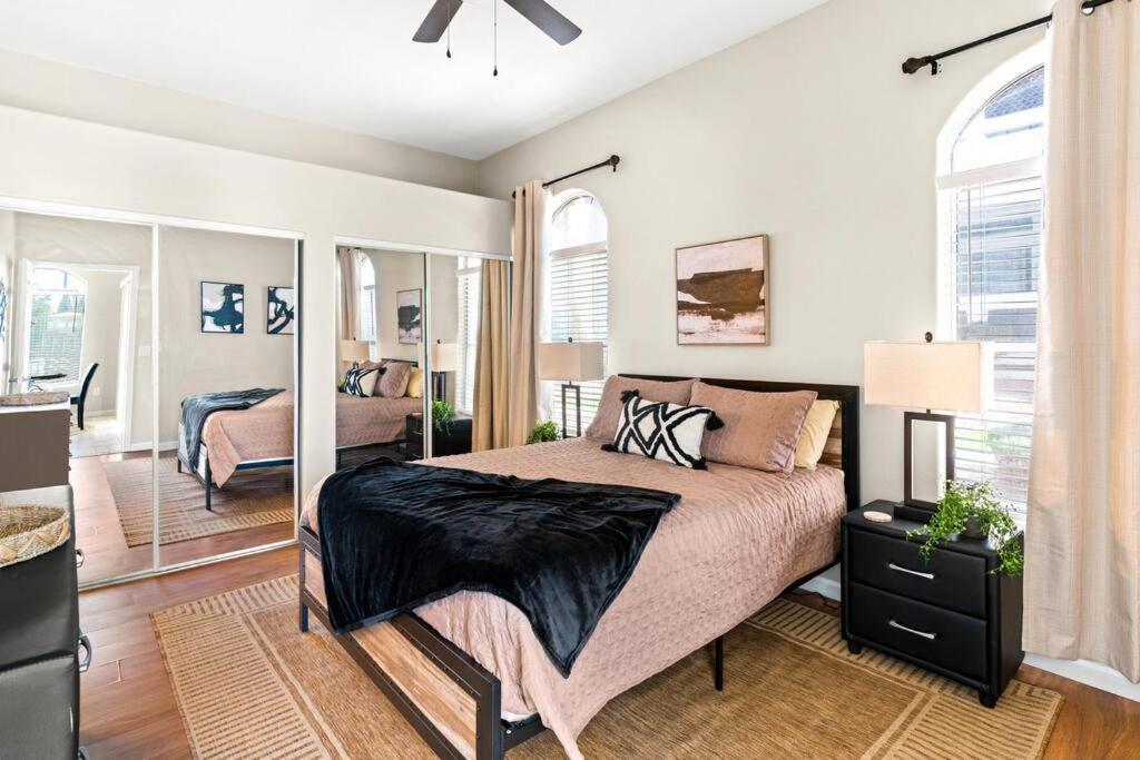 Photo 24