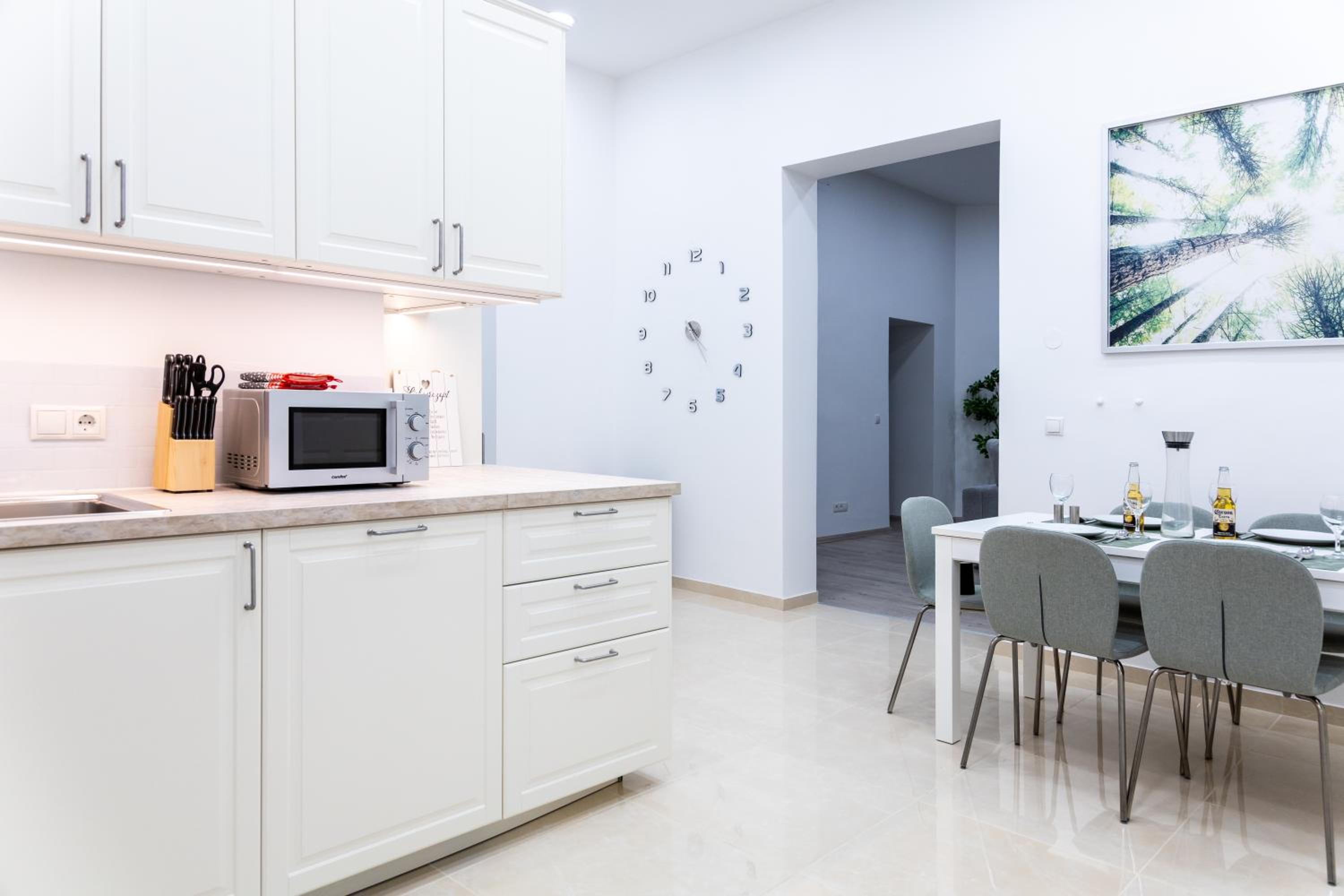 Family Deluxe a stone throw from the city centre and danube