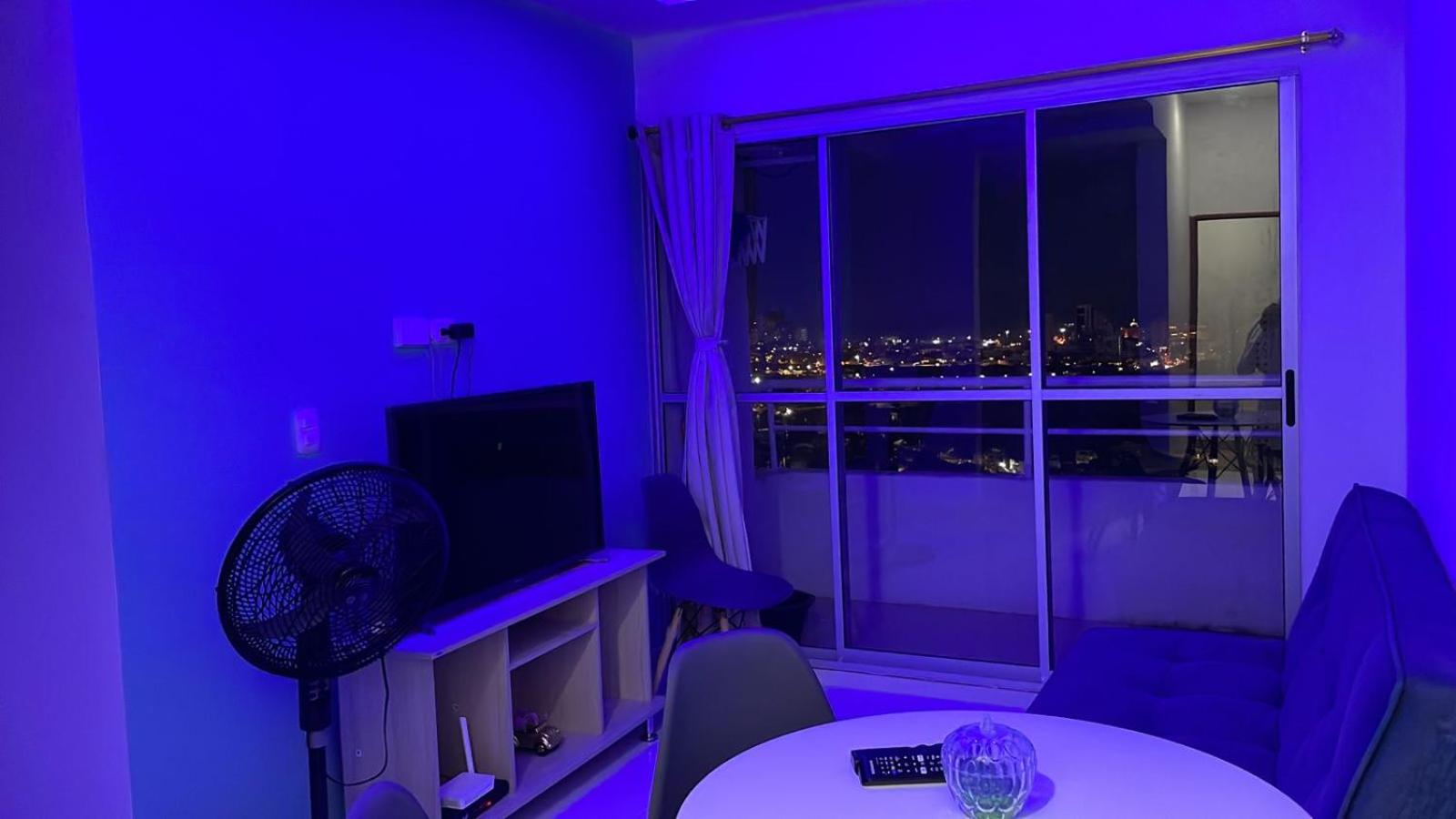 Hermosa vista desde el piso 31 cerca a Marbella