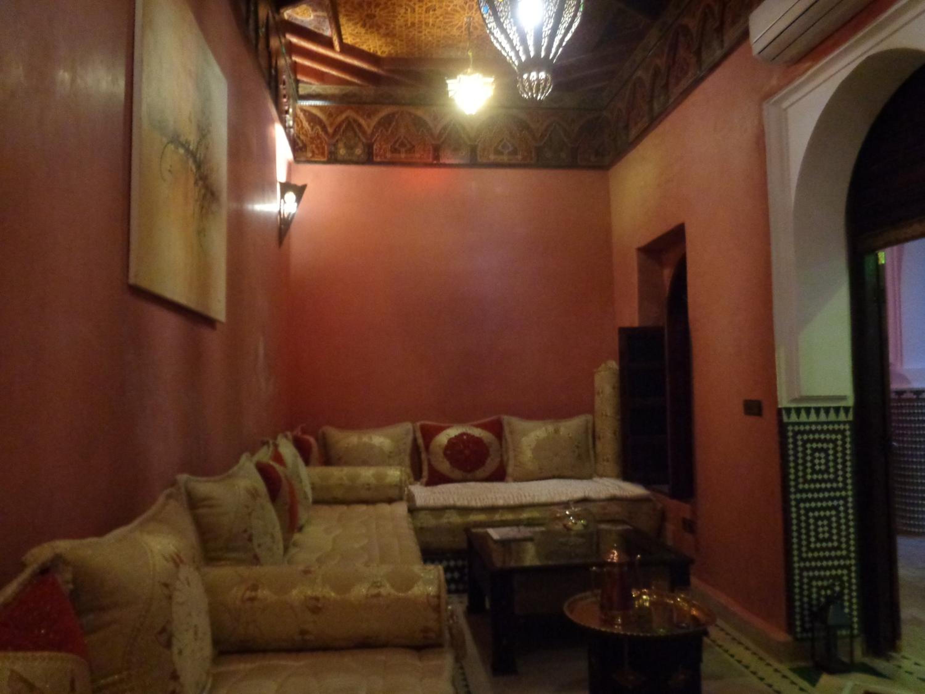 lounge