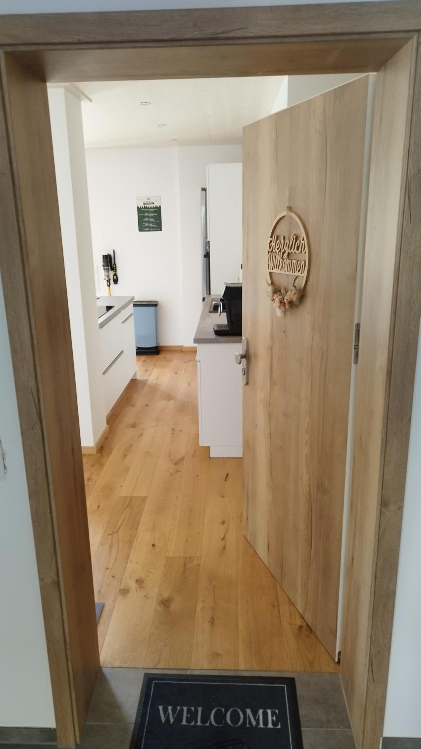 Ferienwohnung Steinablick mit großem Balkon & Garage