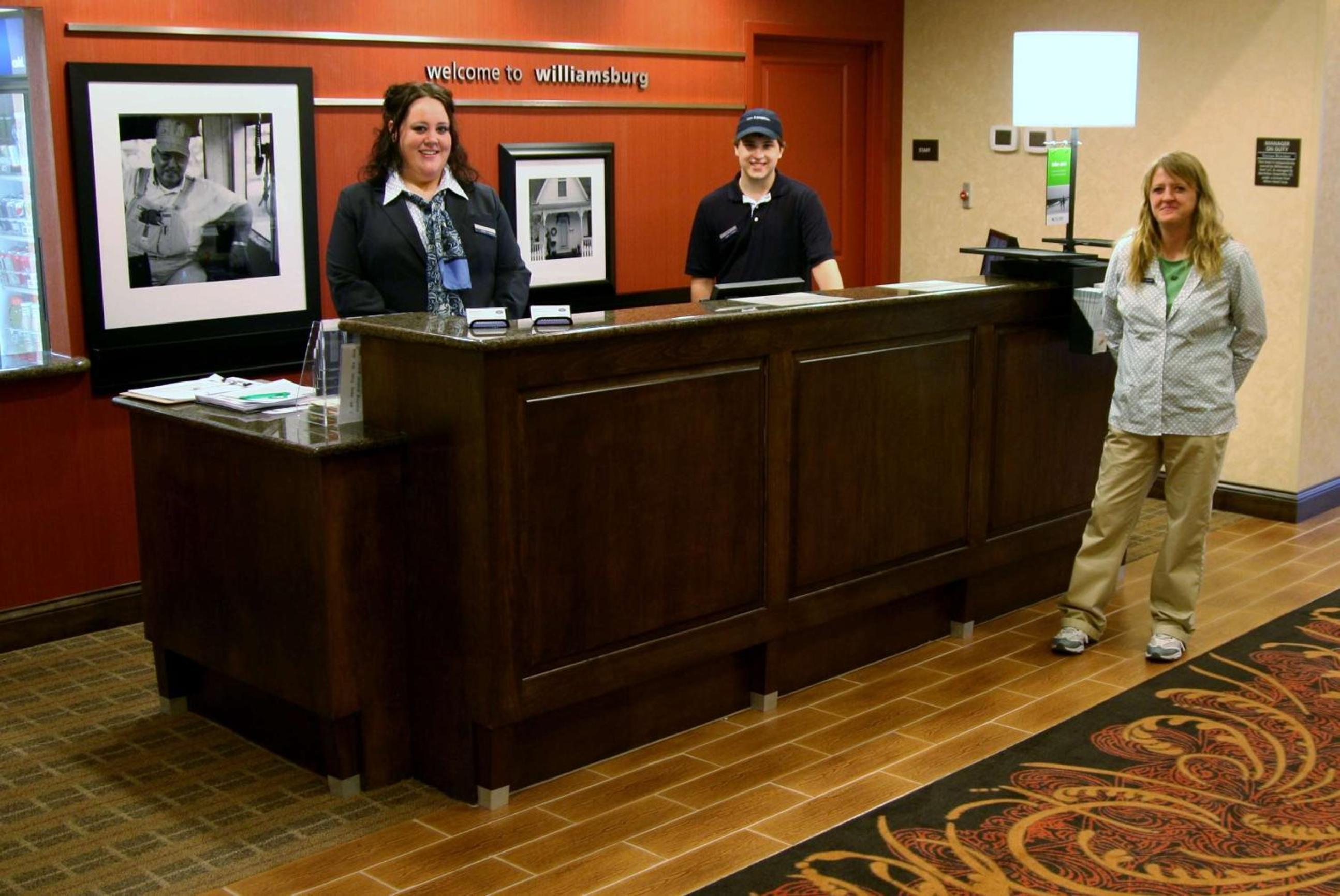 Hampton Inn Williamsburg - Property Image 2