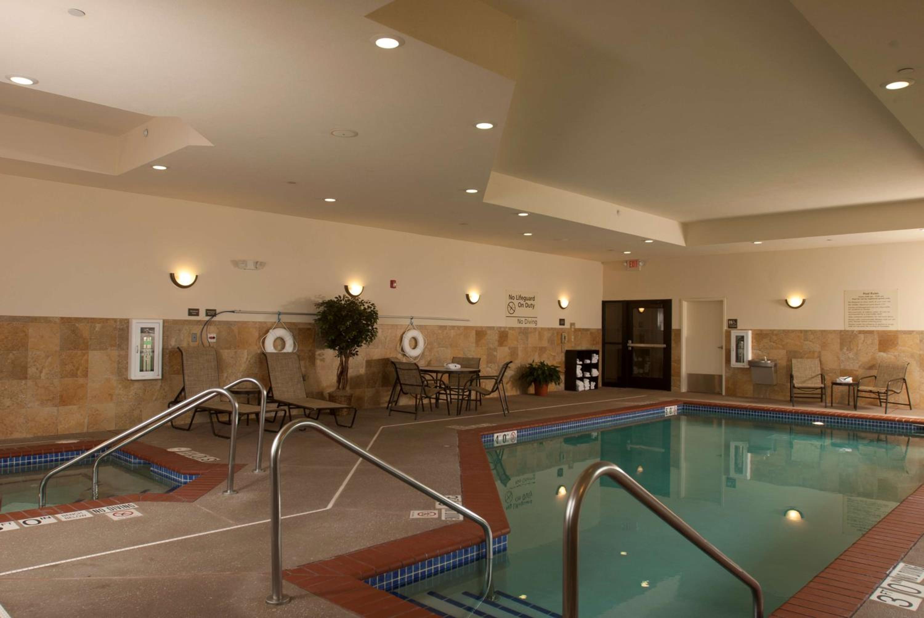 Tomah Vacations - Hampton Inn Tomah - Property Image 3