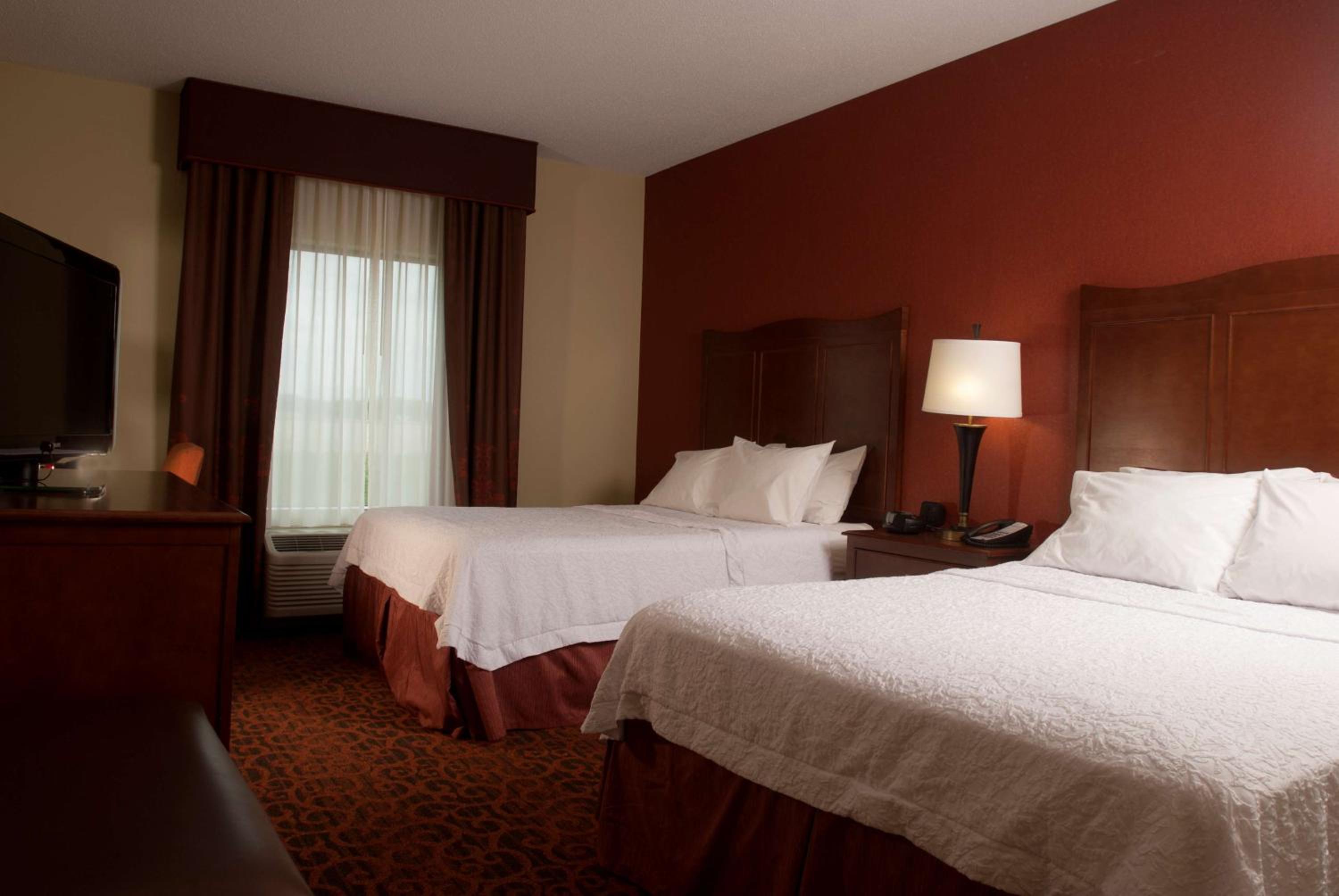 Tomah Vacations - Hampton Inn Tomah - Property Image 4