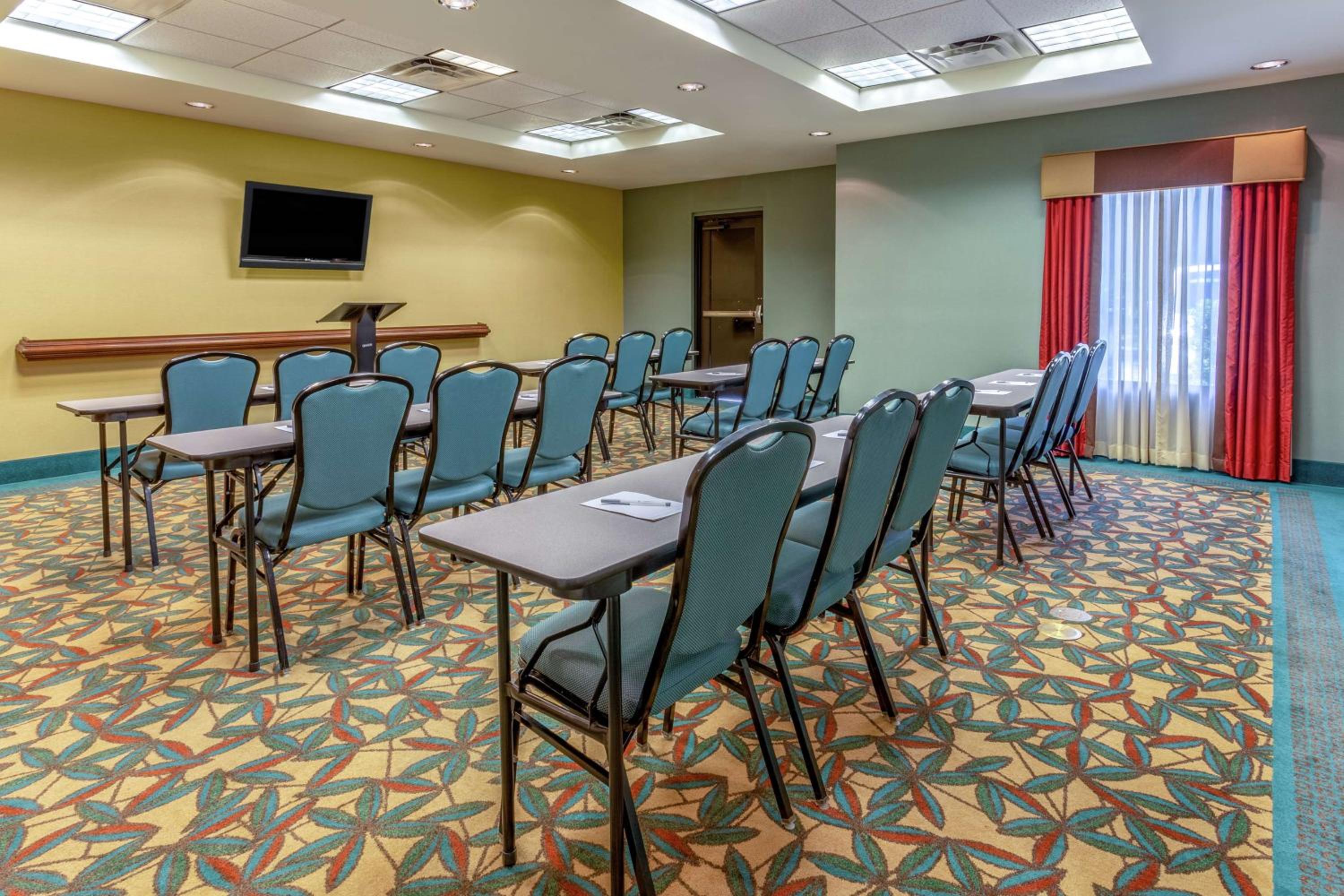 Okeechobee Vacations - Hampton Inn Okeechobee - Lake Okeechobee - Property Image 12
