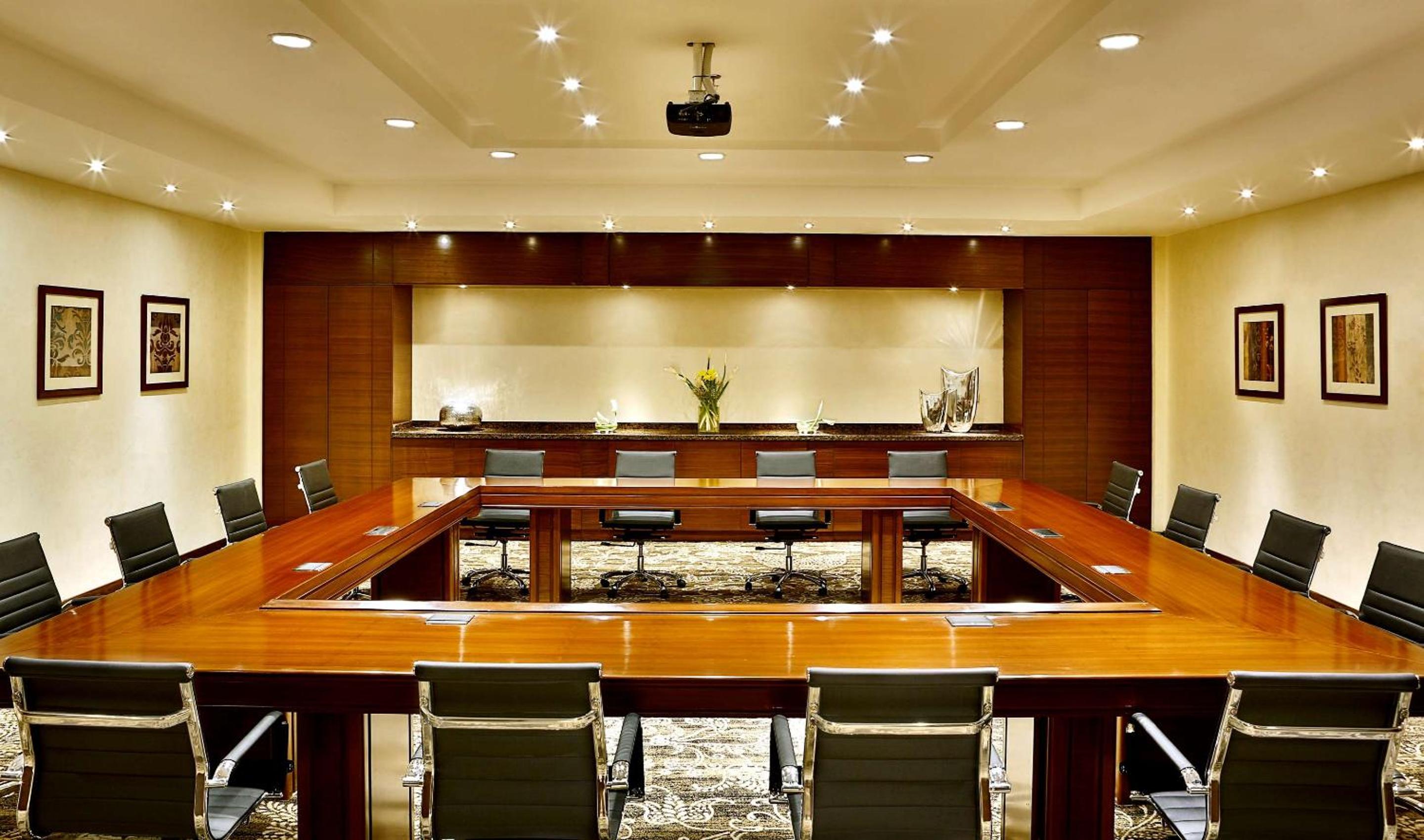 Hilton Alexandria King's Ranch Hotel