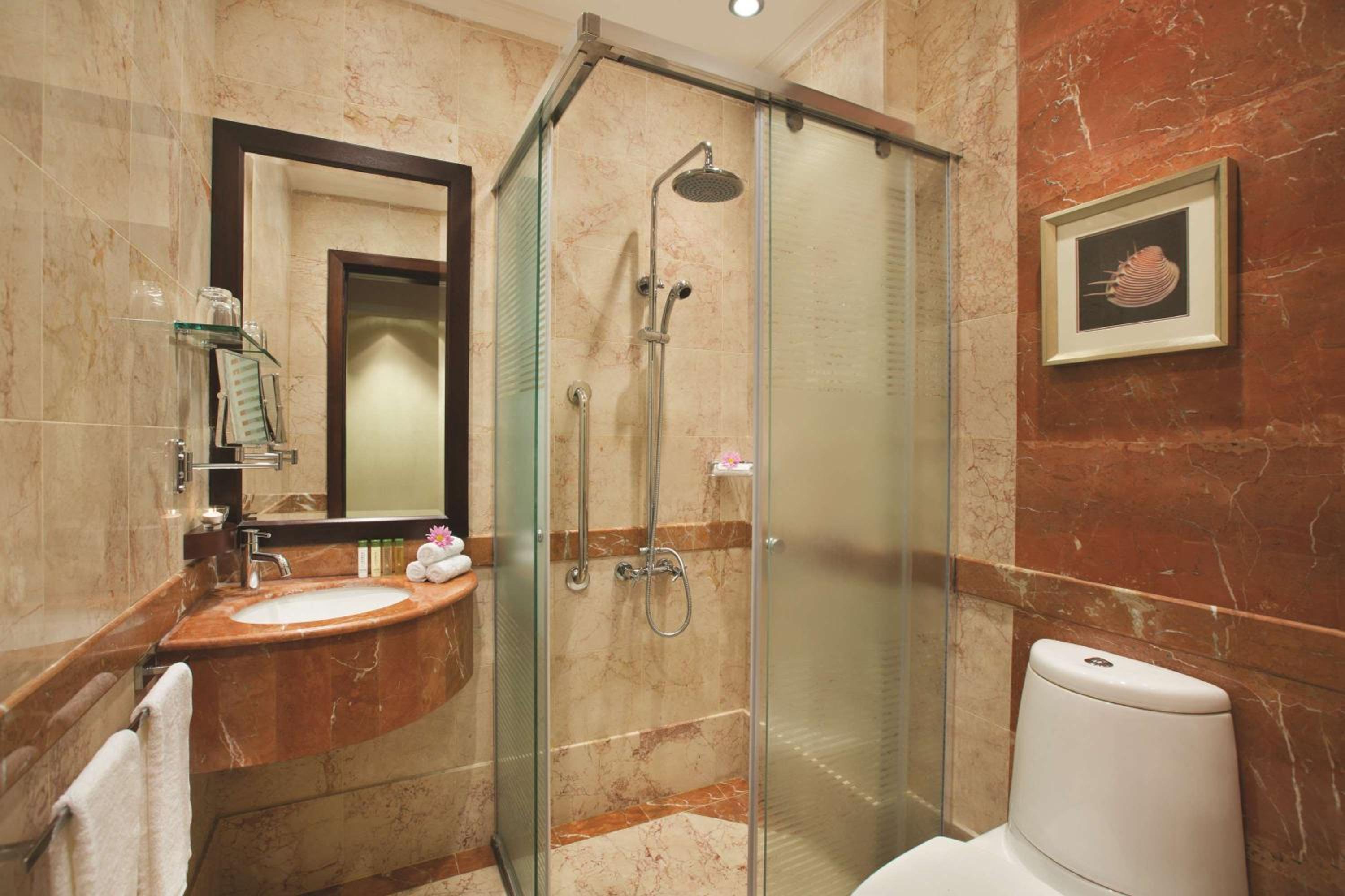 DoubleTree by Hilton Dhahran