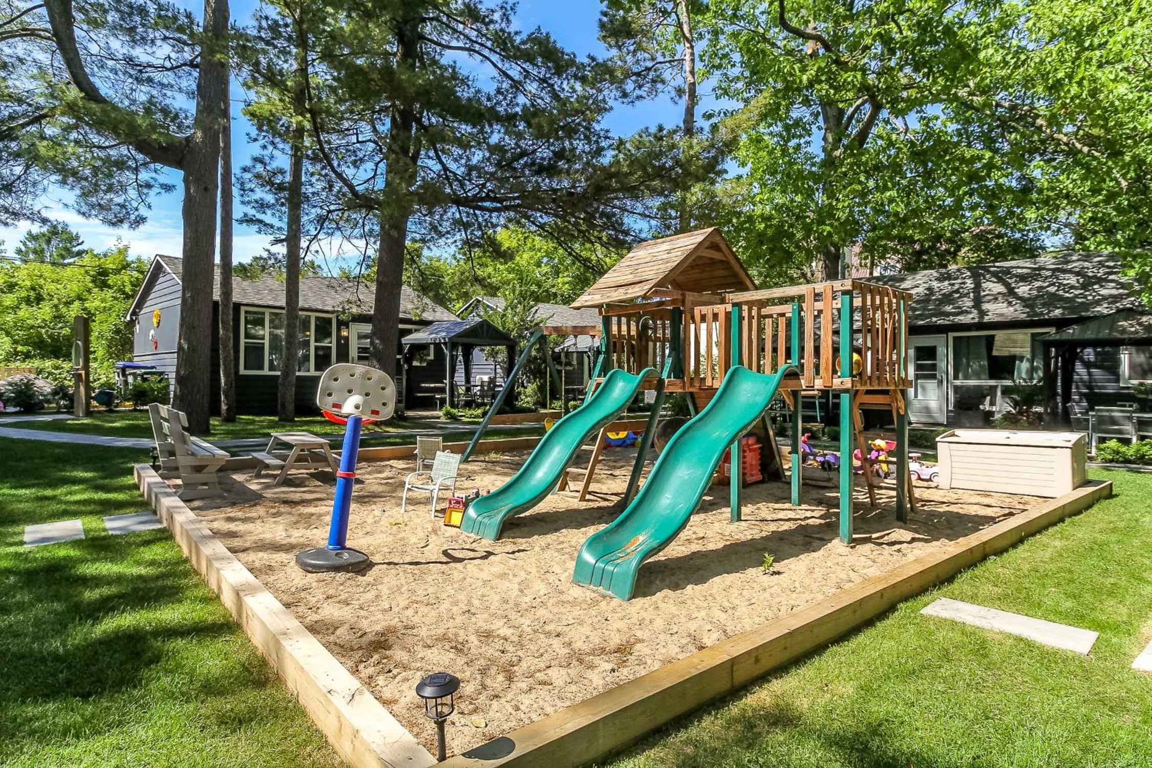 Adrian's Wasaga Rentals