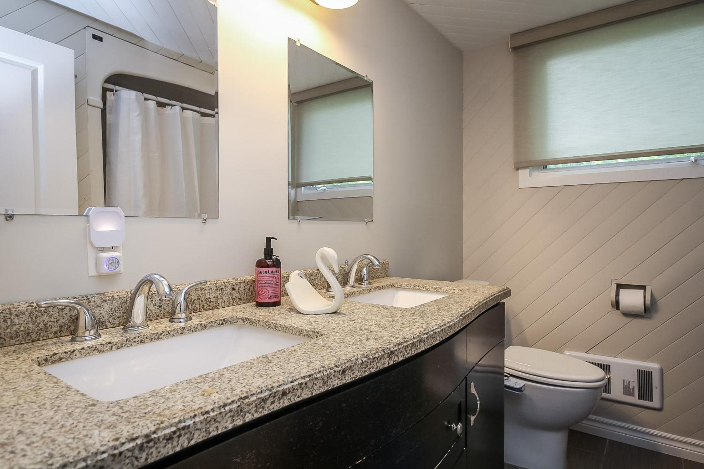 Adrian's Wasaga Rentals